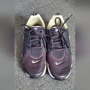 Nike sneakers size 9